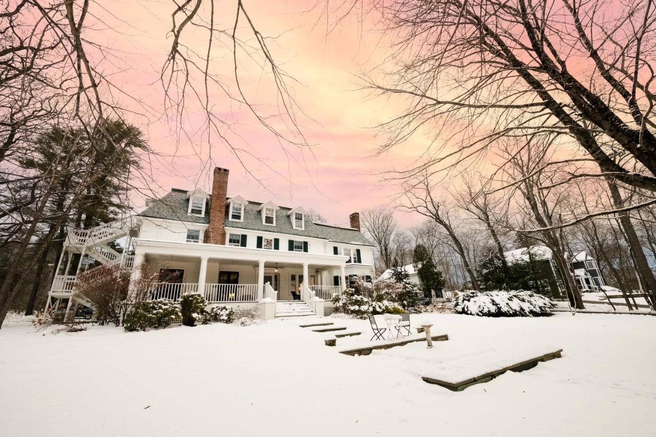 Bed and breakfast The Dewey By The Lenox Collection Extérieur photo